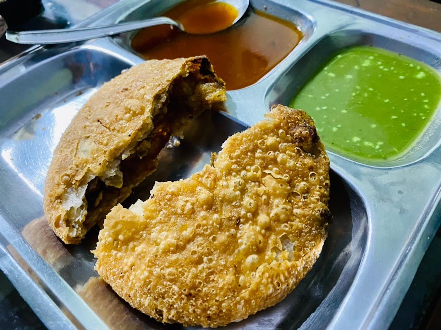 Pyaaz Kachori